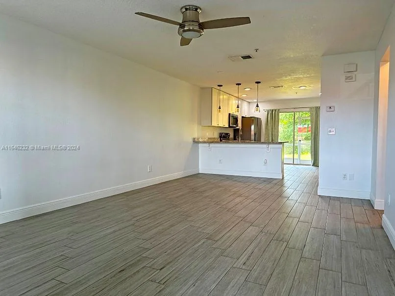 108 Reserve Cir # 108, Other City - In The State Of Florida, FL 32765 photo 2