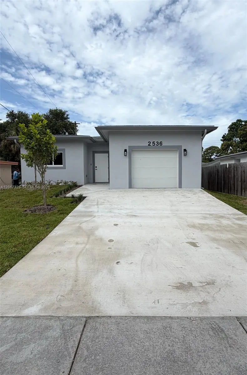 2536 NW 9th Ct, Fort Lauderdale, FL 33311