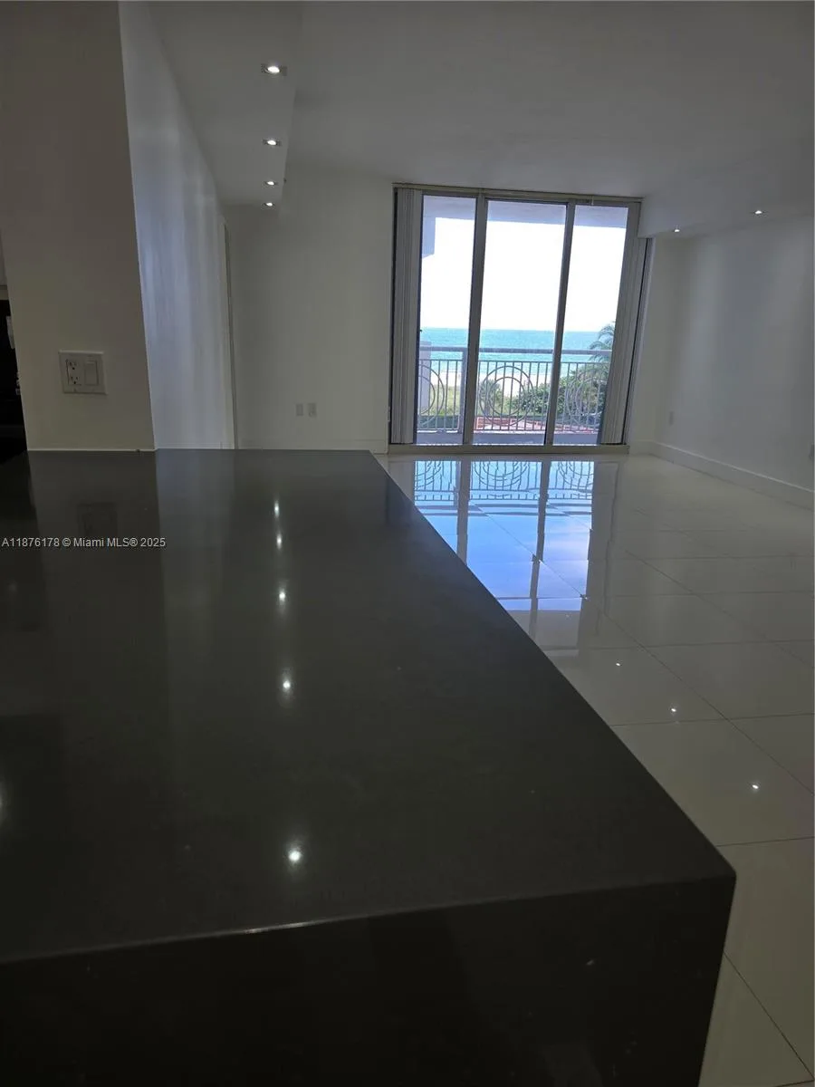 5825 Collins Ave # J4, Miami Beach, FL 33140 photo 8