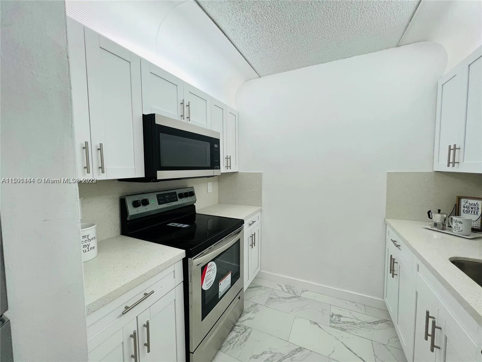 8260 SW 210th St # 220, Cutler Bay, FL 33189 photo 2