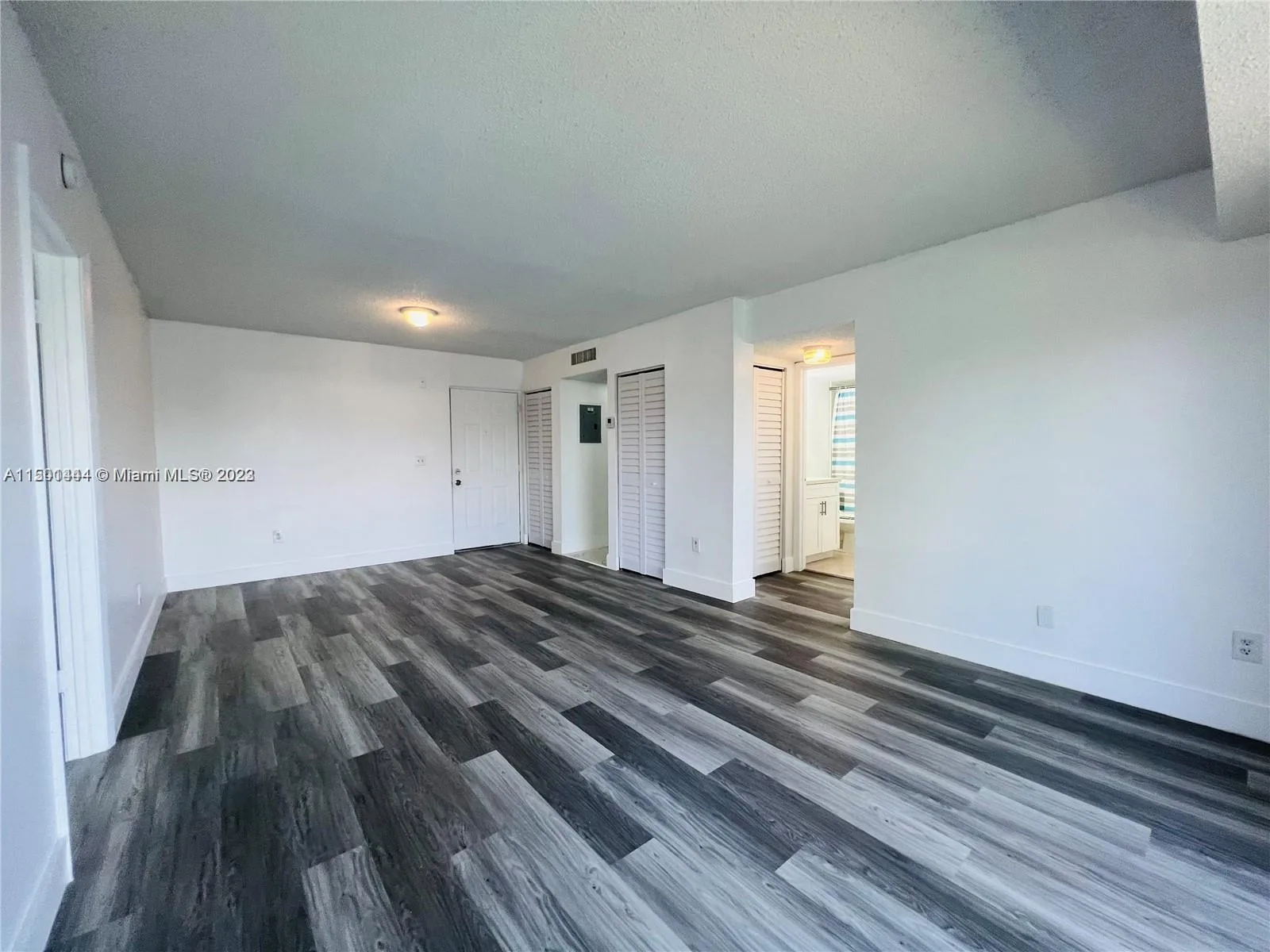 8260 SW 210th St # 220, Cutler Bay, FL 33189 photo 6