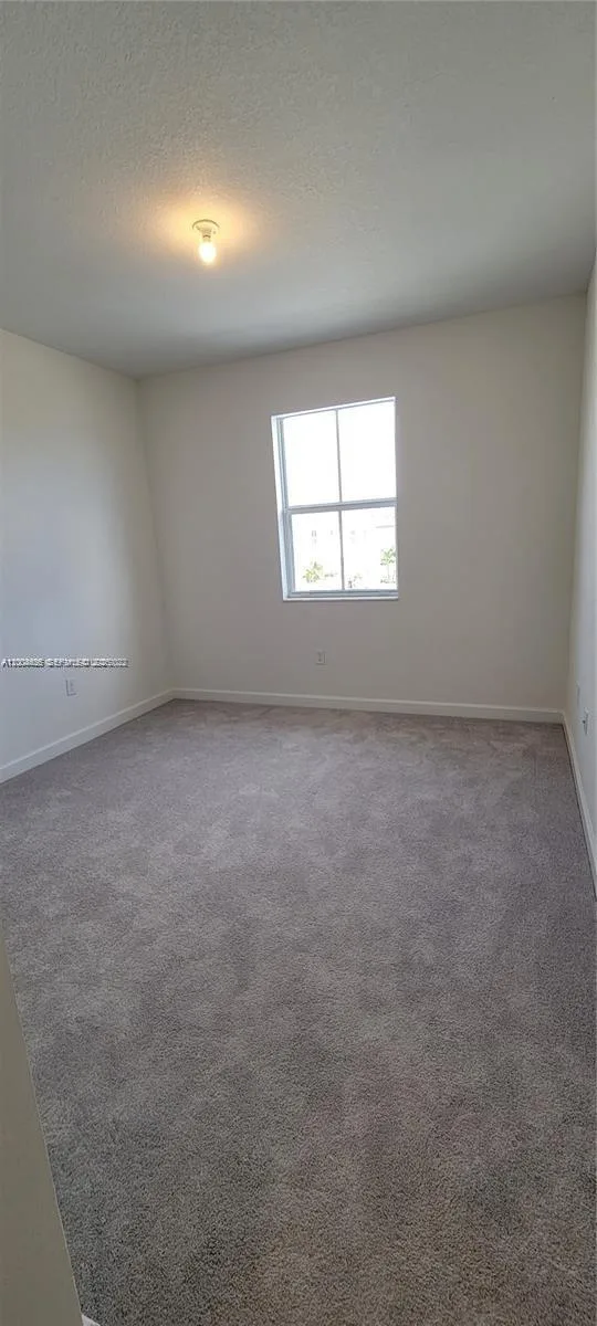 1010 SE 26th Ter, Homestead, FL 33035 photo 13