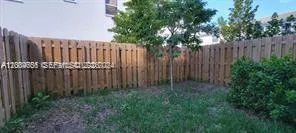 1010 SE 26th Ter, Homestead, FL 33035 photo 8