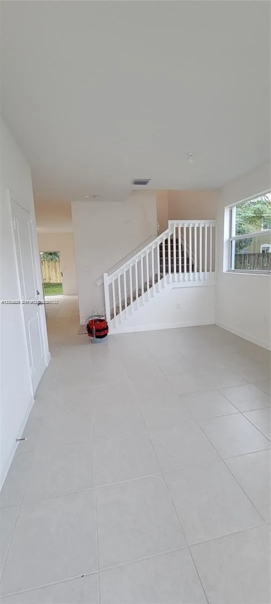 1010 SE 26th Ter, Homestead, FL 33035 photo 9