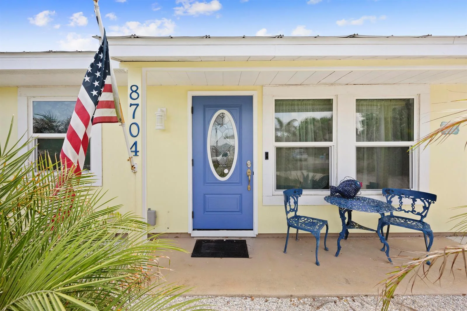 8704 SE Jardin Street, Hobe Sound, FL 33455 photo 2