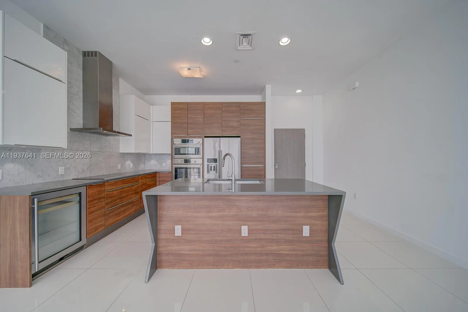 601 NE 27th St # 1904, Miami, FL 33137