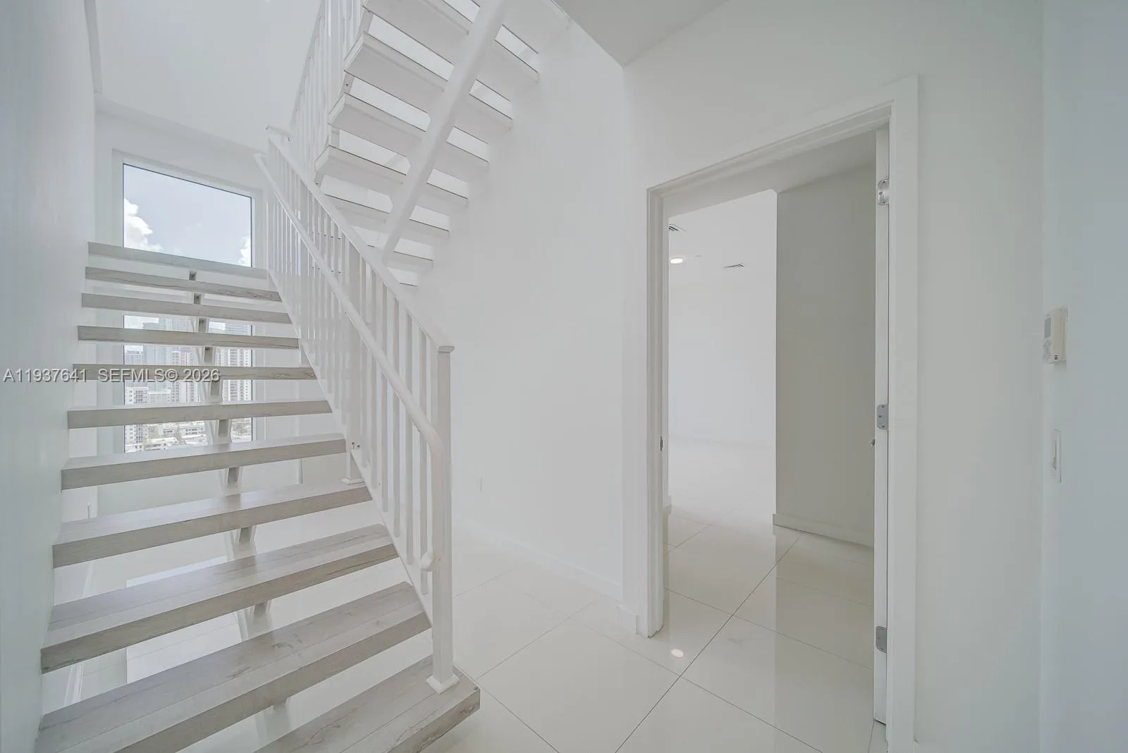 601 NE 27th St # 1904, Miami, FL 33137 photo 12
