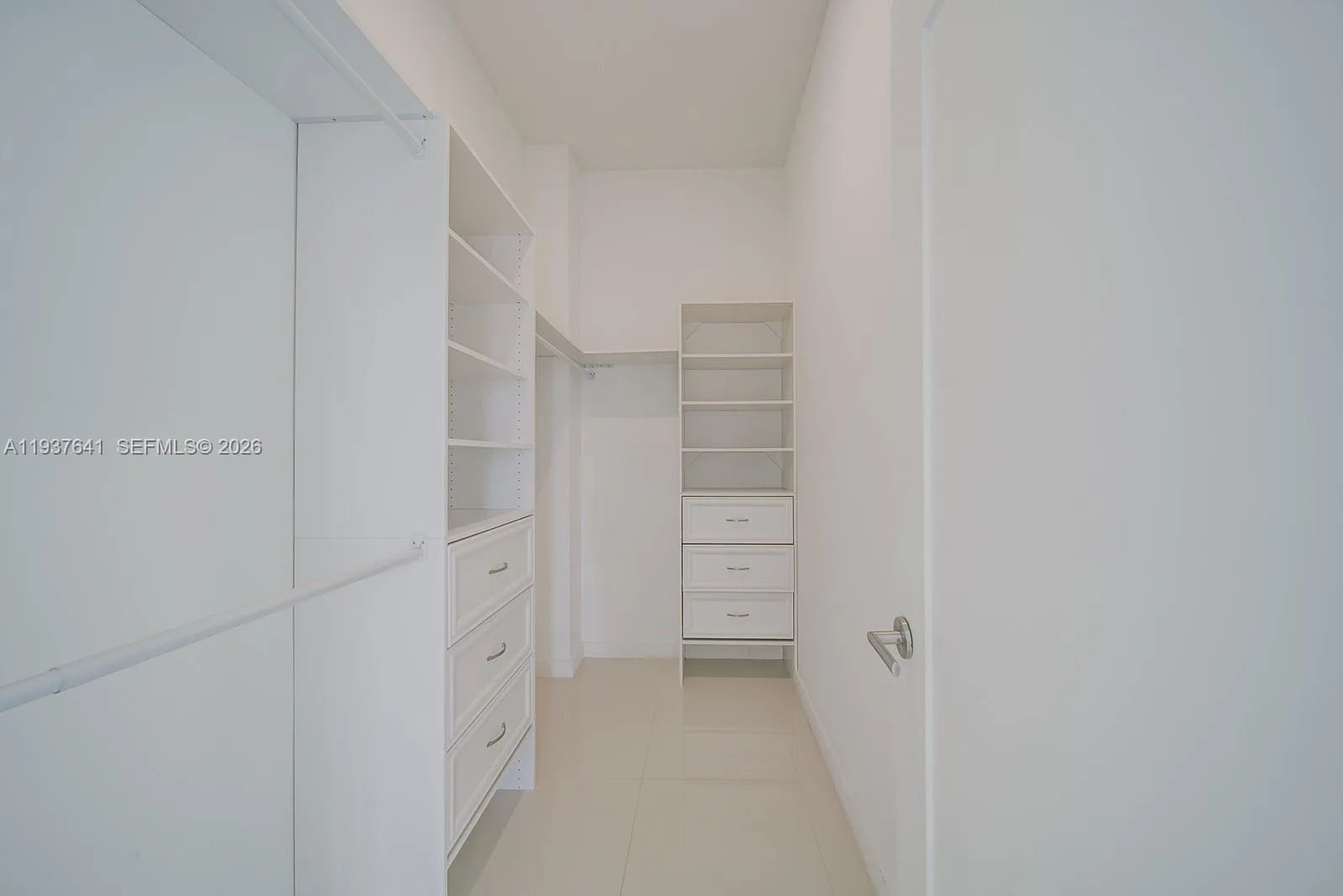 601 NE 27th St # 1904, Miami, FL 33137 photo 13
