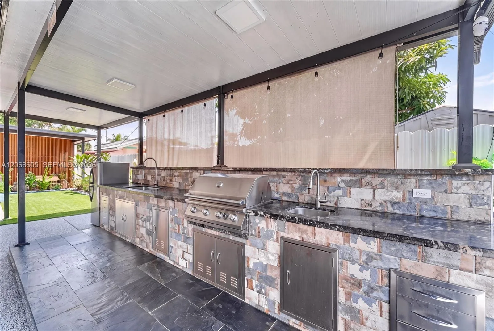 700 W 51st Pl, Hialeah, FL 33012 photo 10