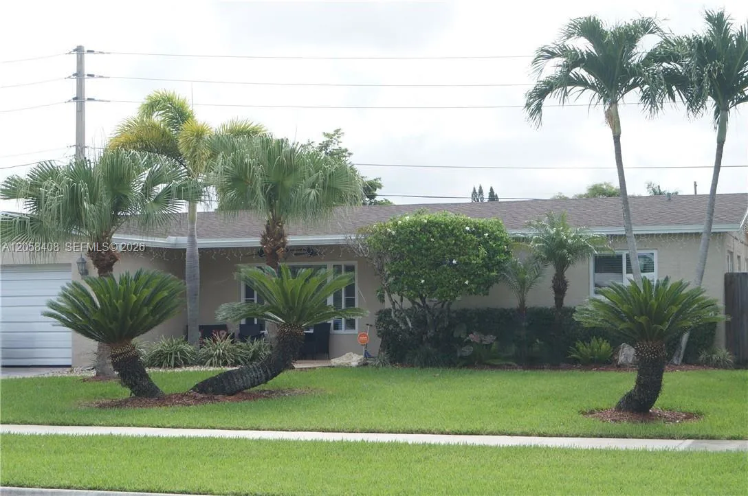 2294 NW 63rd Ave, Margate, FL 33063