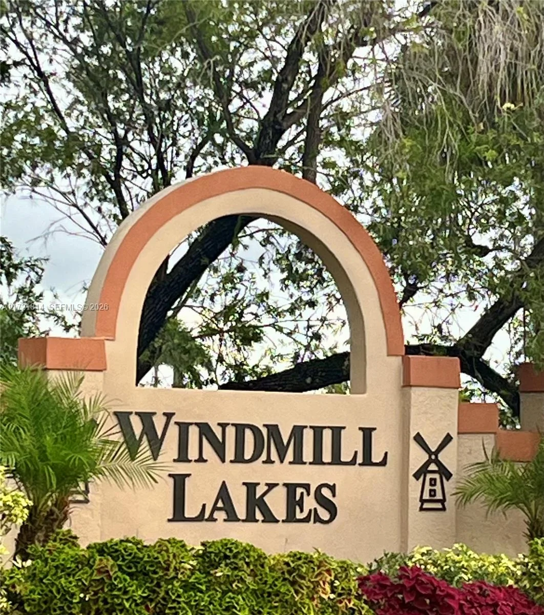 8710 SW 3rd St # 104, Pembroke Pines, FL 33025
