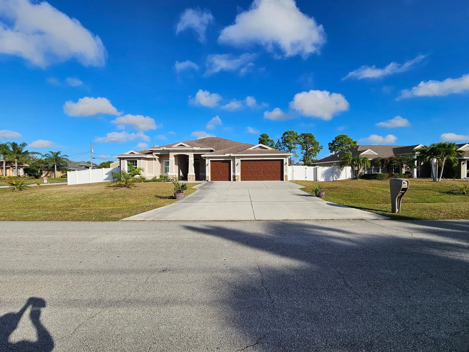 5768 NW ZENITH Drive, Port St. Lucie, FL 34986