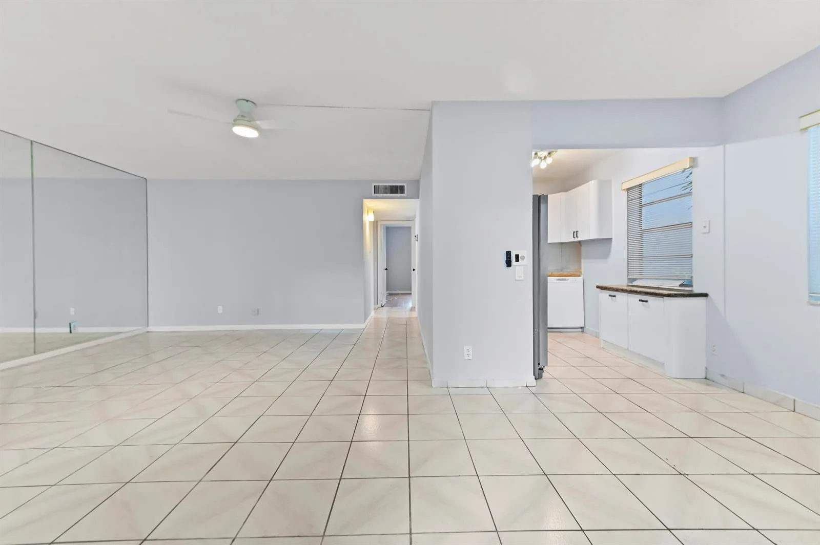 548 Capri L, Delray Beach, FL 33484 photo 3