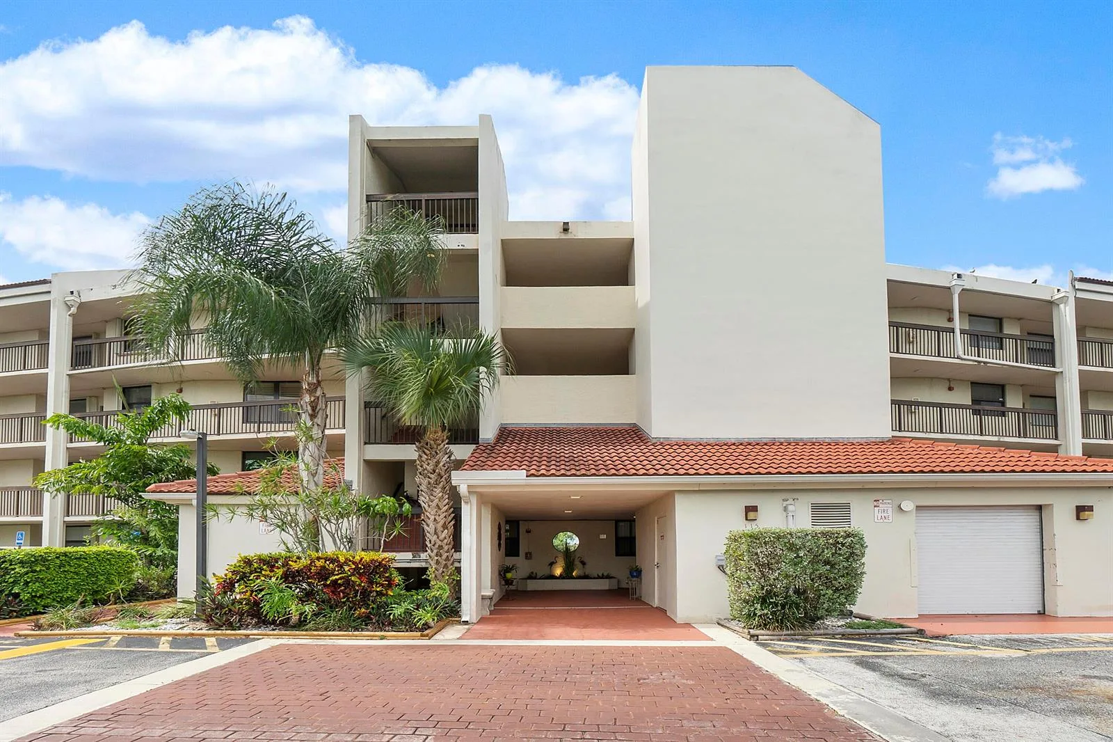 116 Lake Emerald Drive # 403, Oakland Park, FL 33309