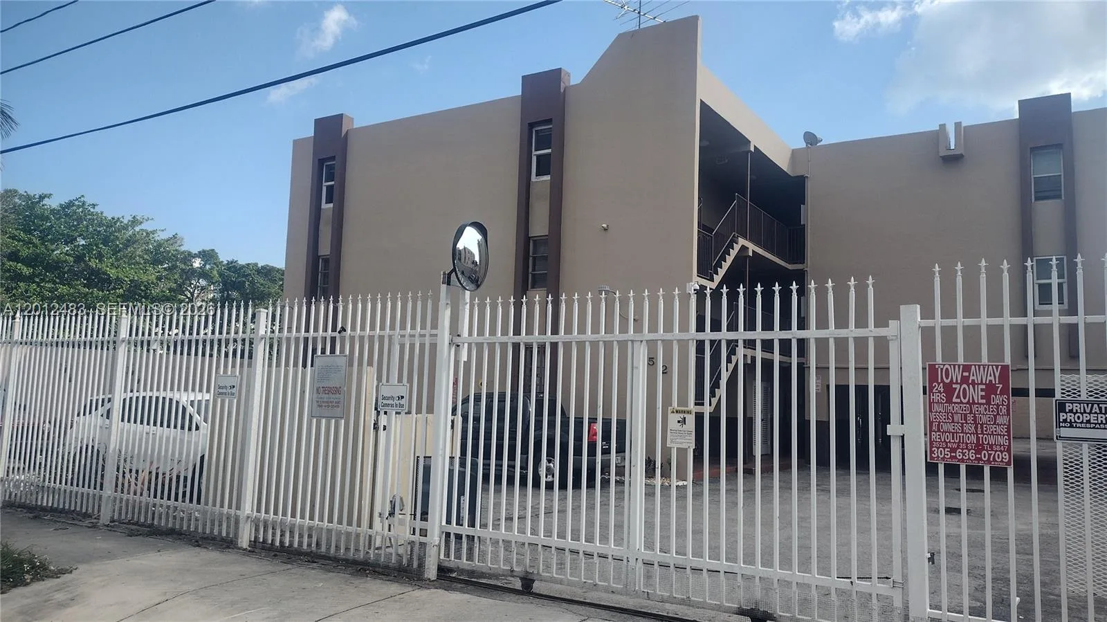 652 NW 3rd St # 103, Miami, FL 33128