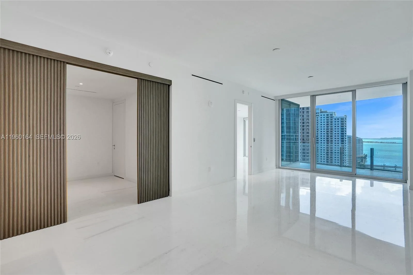 300 Biscayne Boulevard Way # 2105W, Miami, FL 33131 photo 3