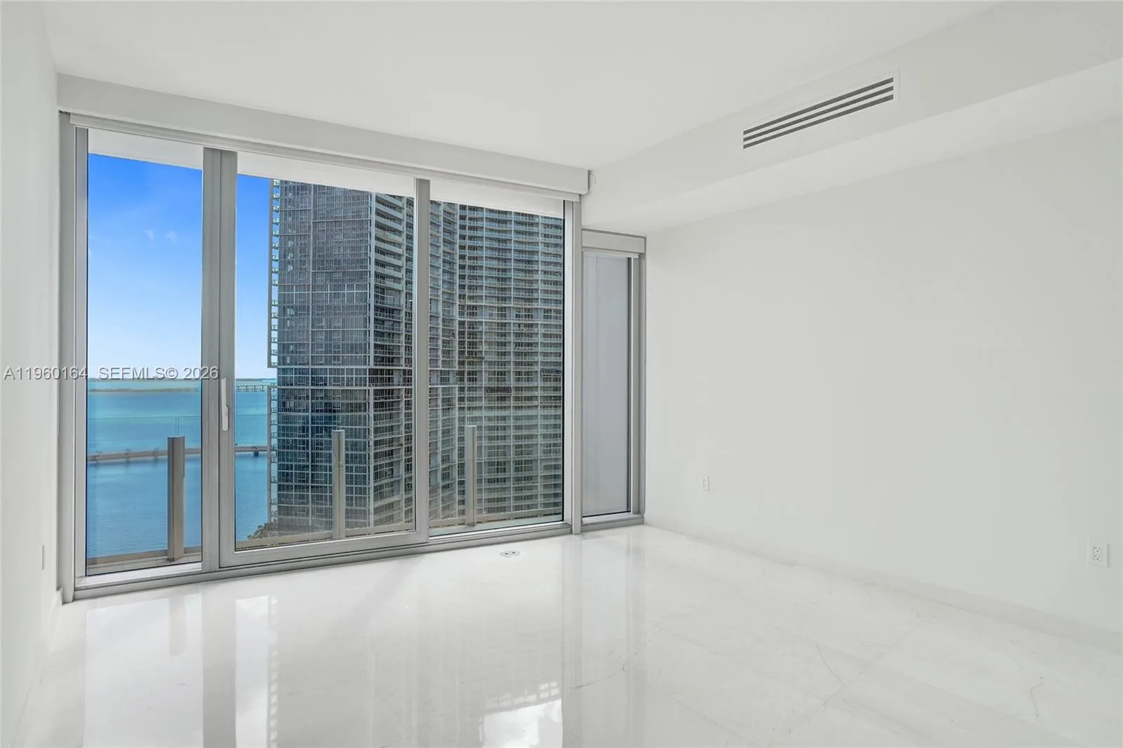 300 Biscayne Boulevard Way # 2105W, Miami, FL 33131 photo 5