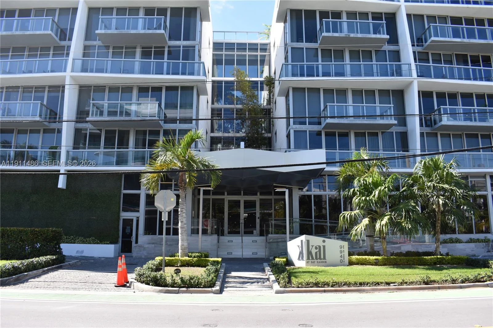 9940 W Bay Harbor Dr # 6D-N, Bay Harbor Islands, FL 33154