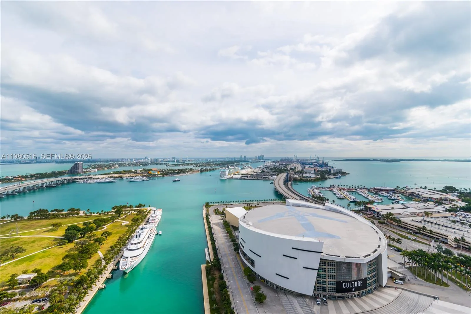 888 Biscayne Blvd # 3506, Miami, FL 33132