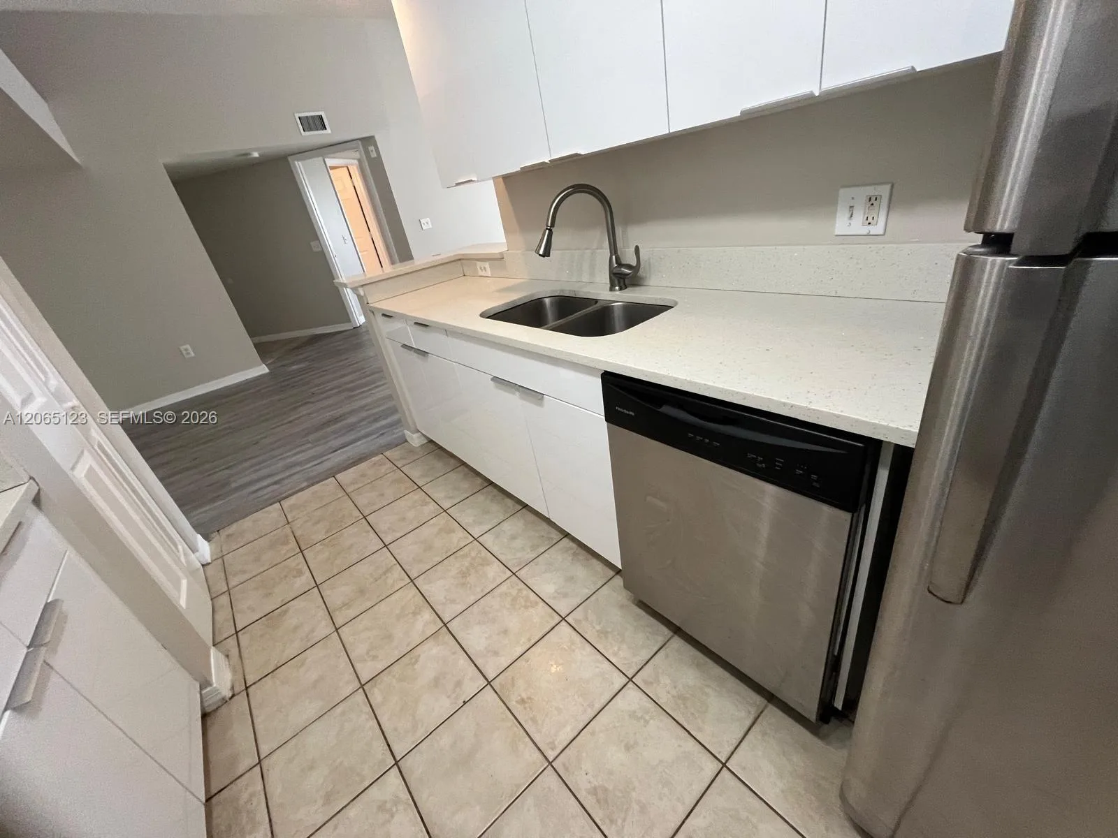 4171 N Haverhill Rd # 1013, West Palm Beach, FL 33417 photo 11