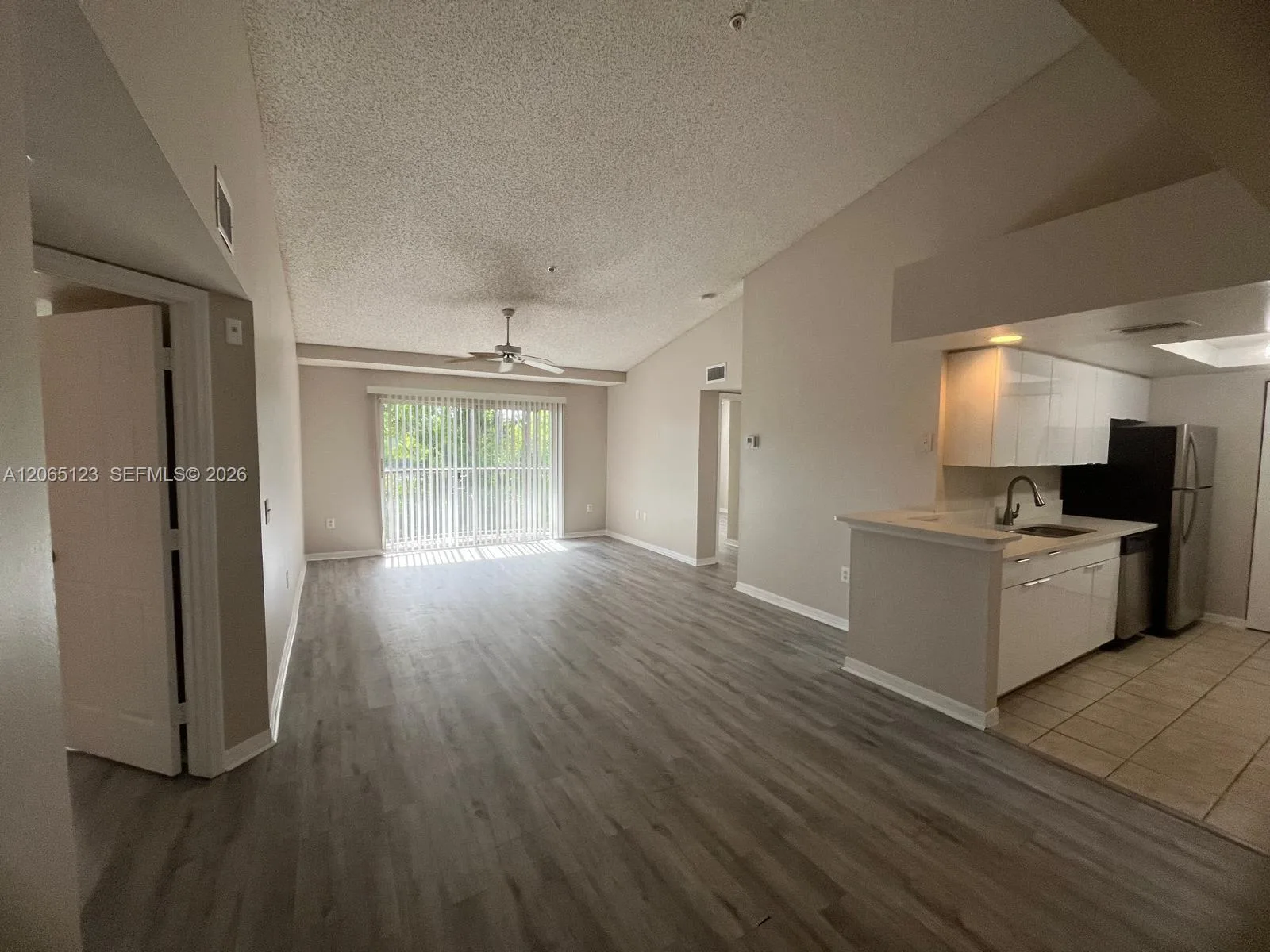 4171 N Haverhill Rd # 1013, West Palm Beach, FL 33417 photo 3