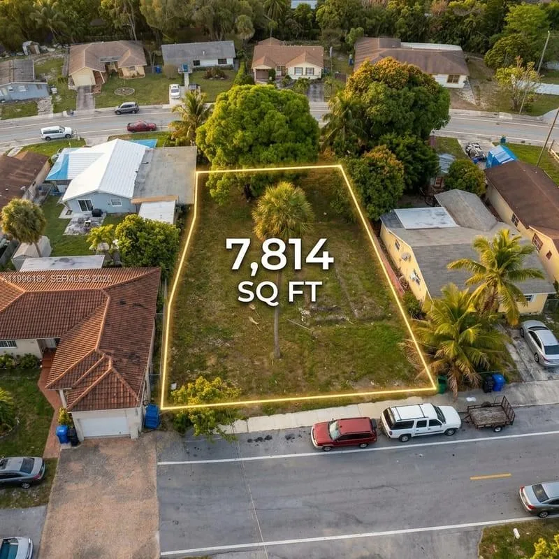 2941 NW 8th Pl, Fort Lauderdale, FL 33311