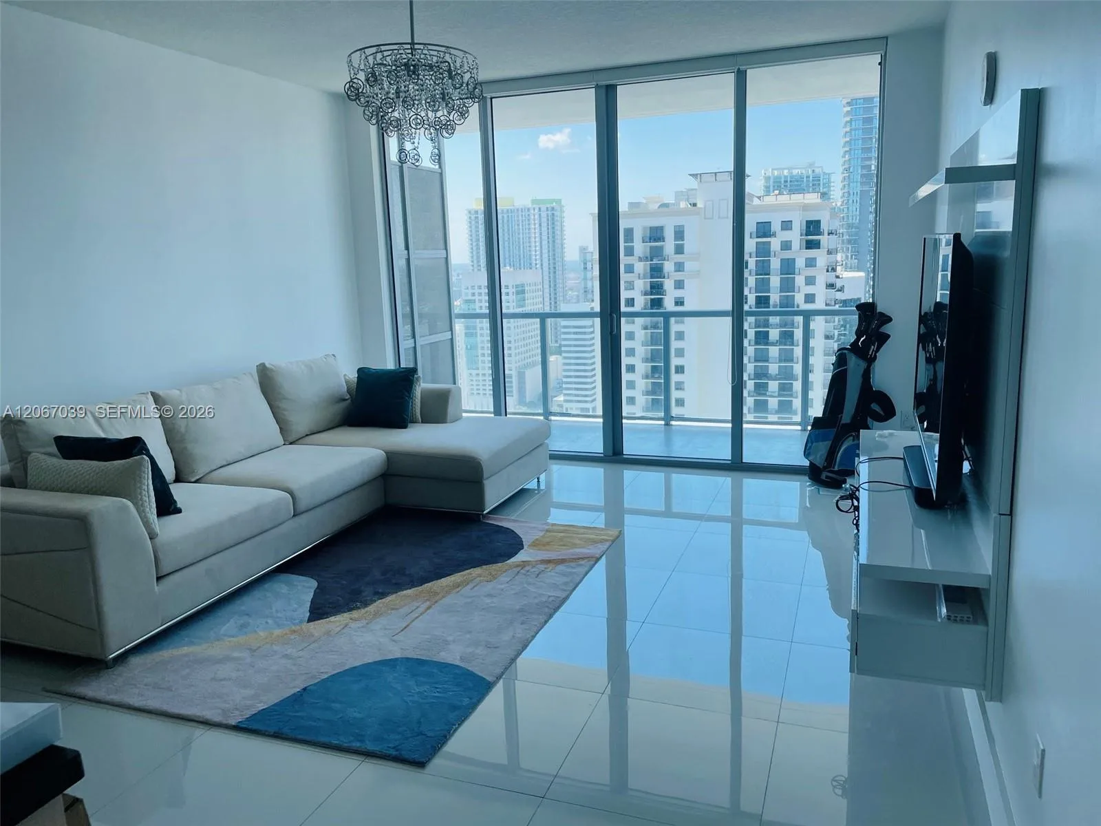 1111 SW 1st Ave # 3624-N, Miami, FL 33130
