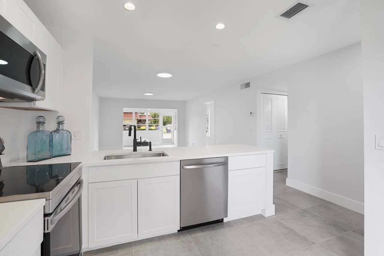 737 Nantucket Circle # B, Lake Worth, FL 33467