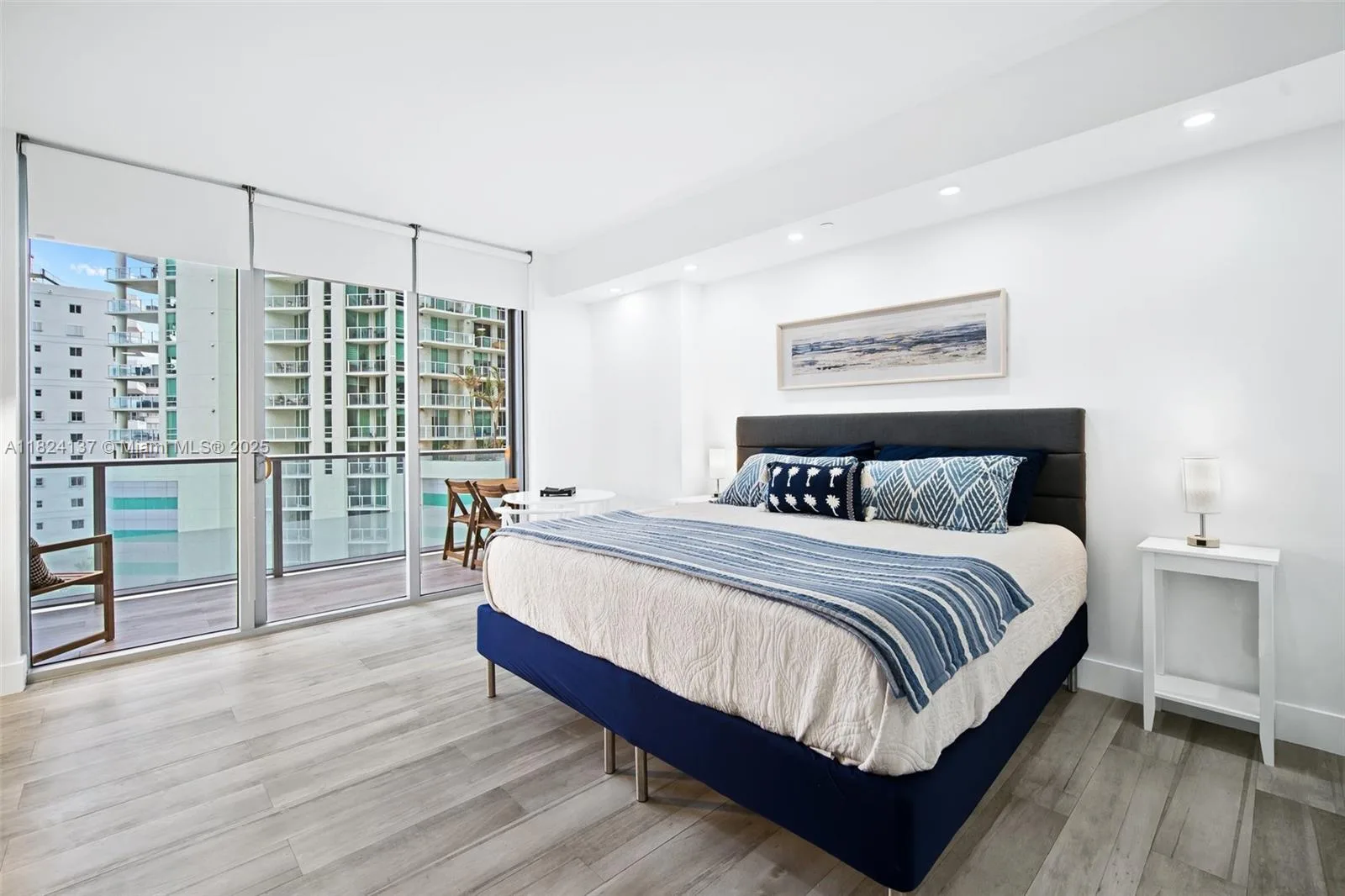 1300 Brickell Bay Dr # 905, Miami, FL 33131