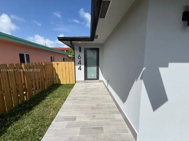644 NW 6th Ct, Hallandale Beach, FL 33009