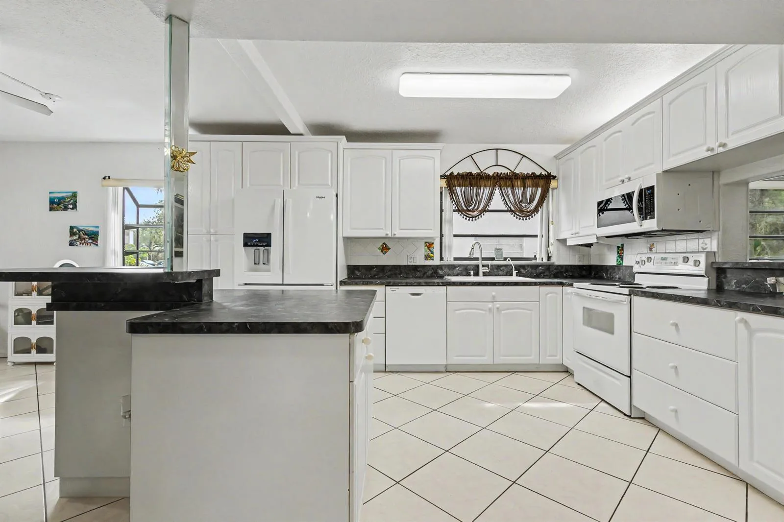 7515 NW 79th Avenue # 109, Tamarac, FL 33321 — zdjęcie 2