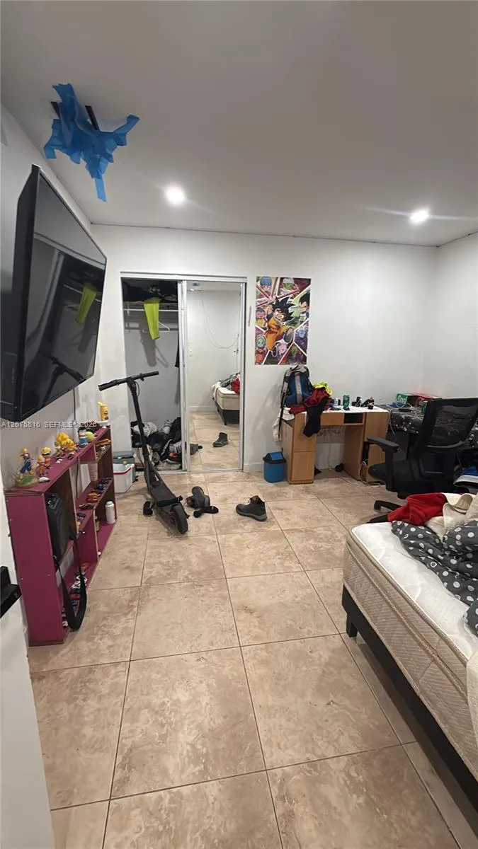 2370 NW 33rd St # 2370, Miami, FL 33142 photo 10