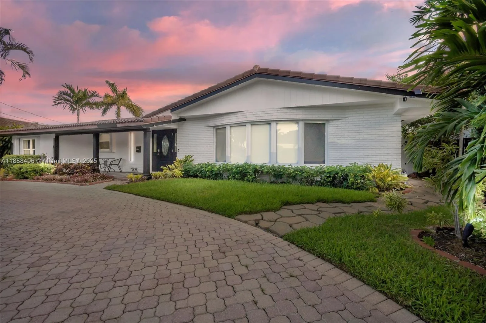 5830 NE 14th Rd, Fort Lauderdale, FL 33334 photo 4