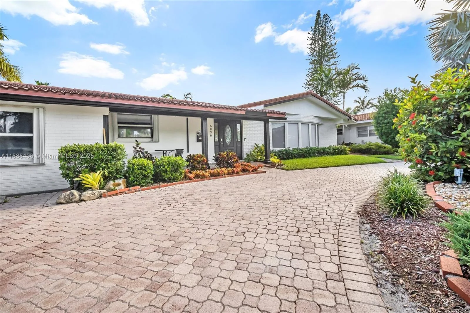 5830 NE 14th Rd, Fort Lauderdale, FL 33334 photo 6