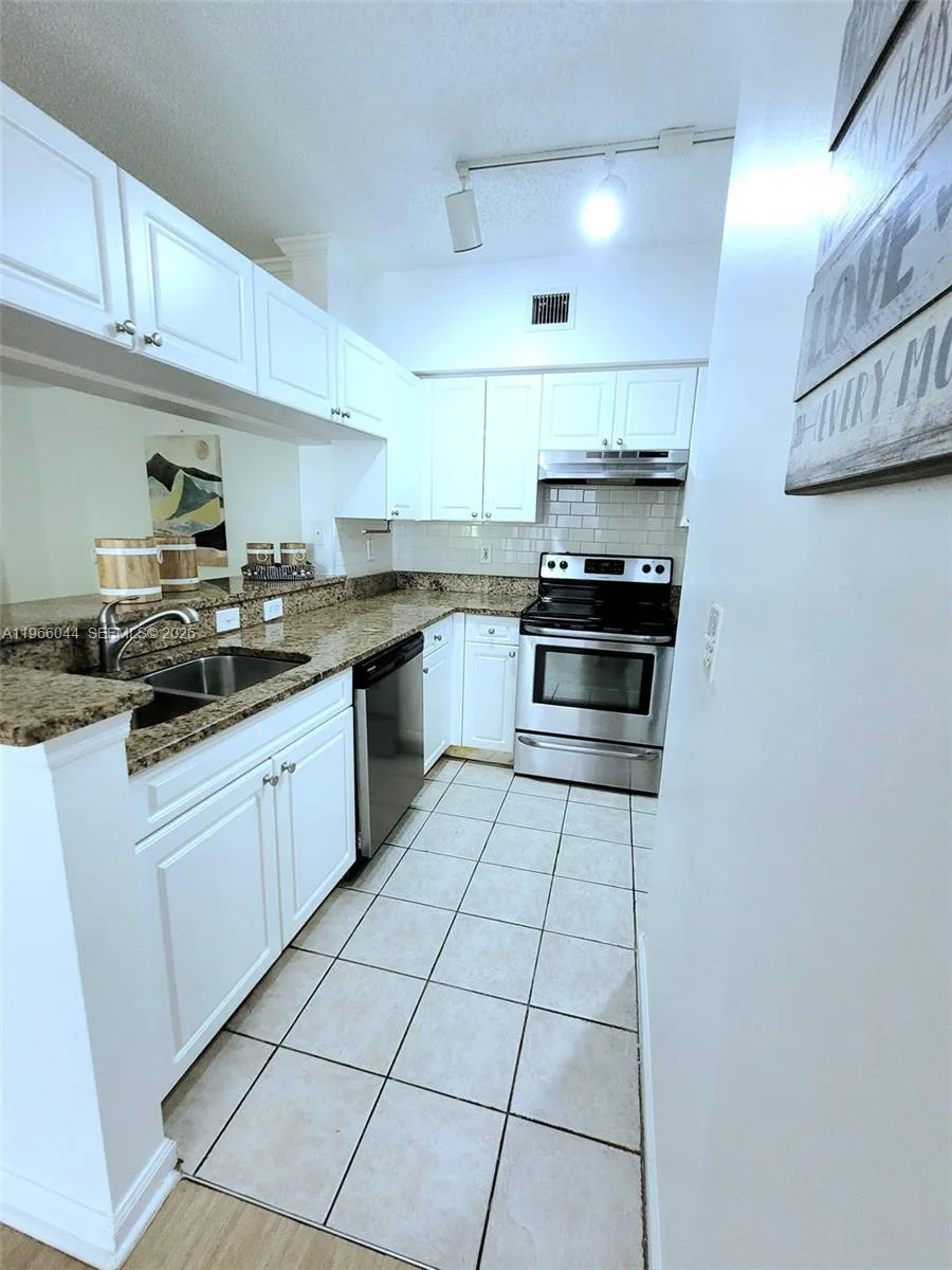 17145 N Bay Rd # 4109, Sunny Isles Beach, FL 33160 photo 10