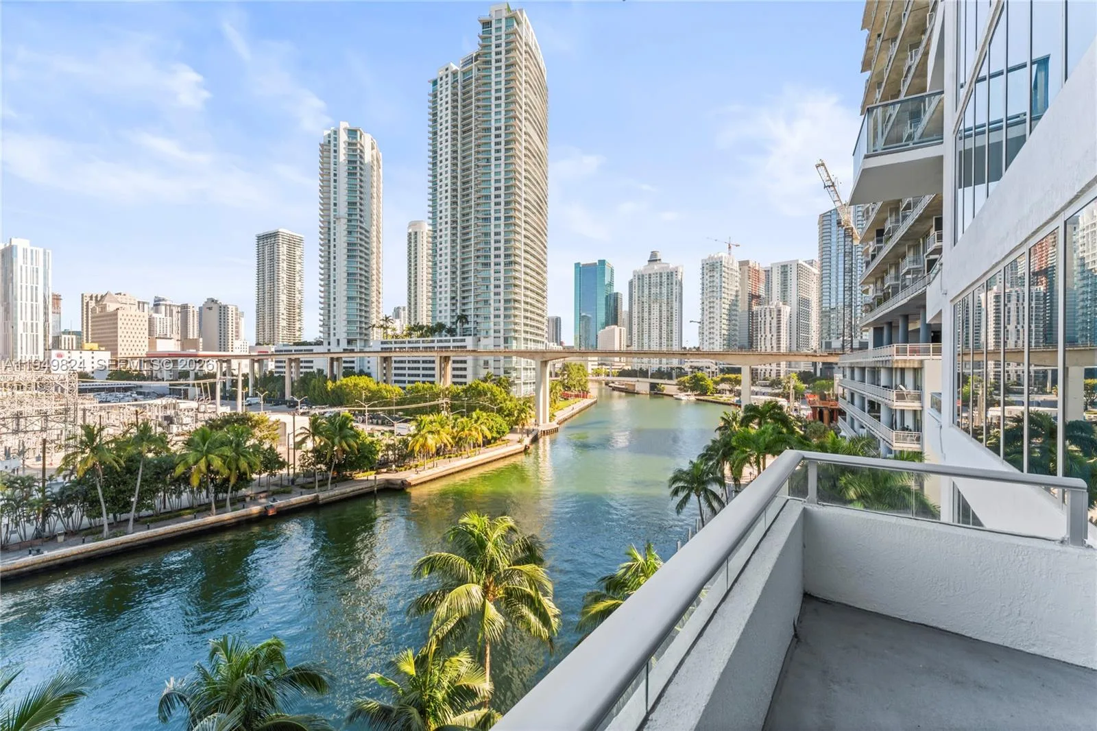 185 SW 7th St # 603, Miami, FL 33130 photo 2