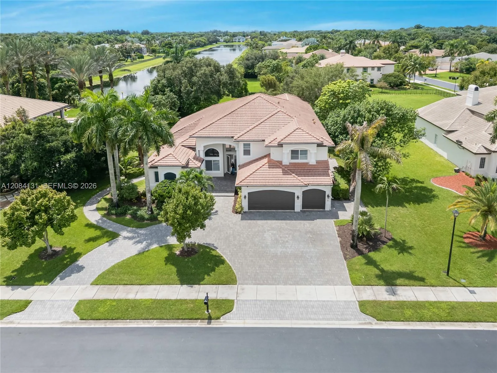 11406 Canyon Maple Blvd, Davie, FL 33330