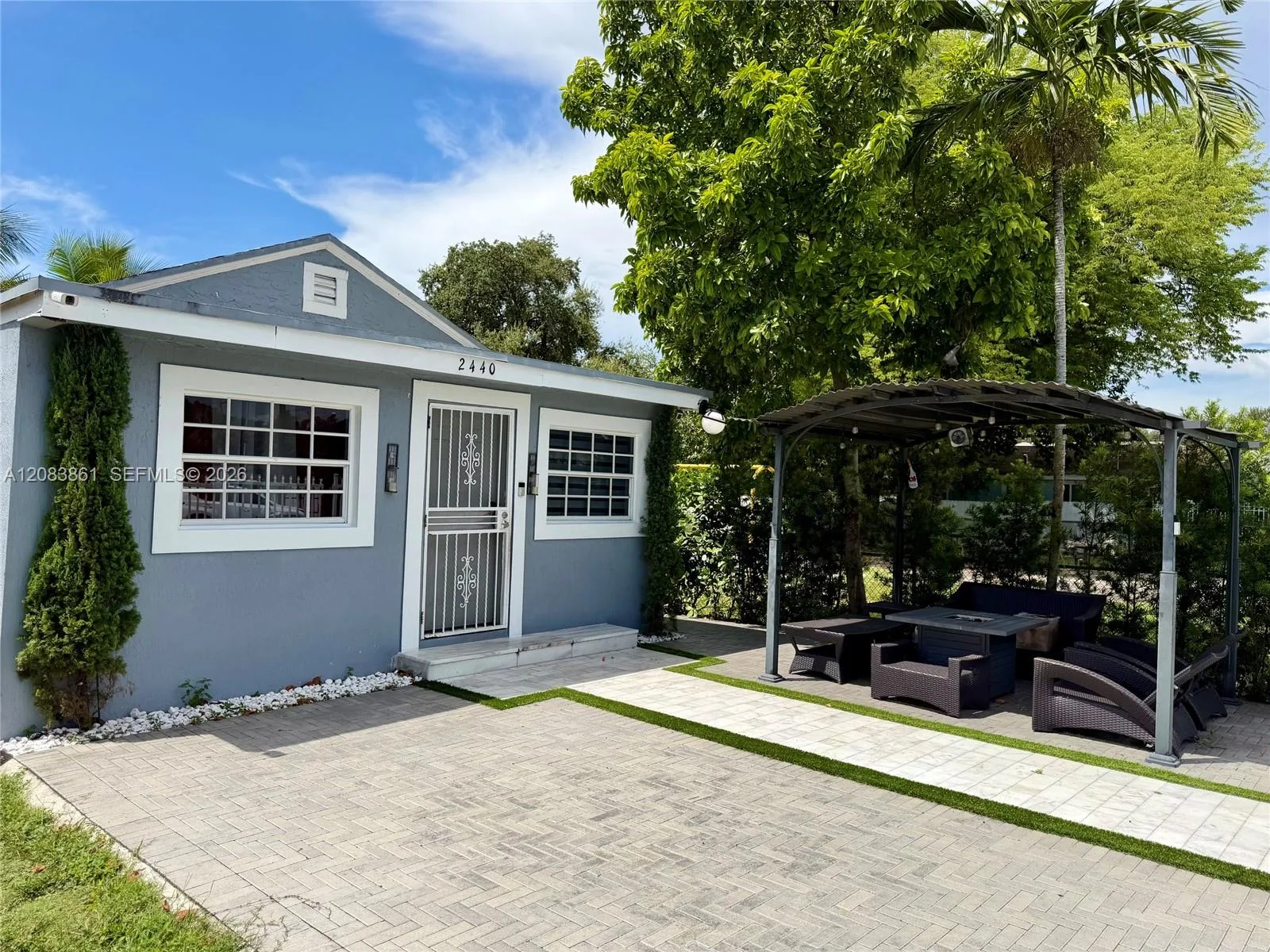 2440 NW 57th St, Miami, FL 33142