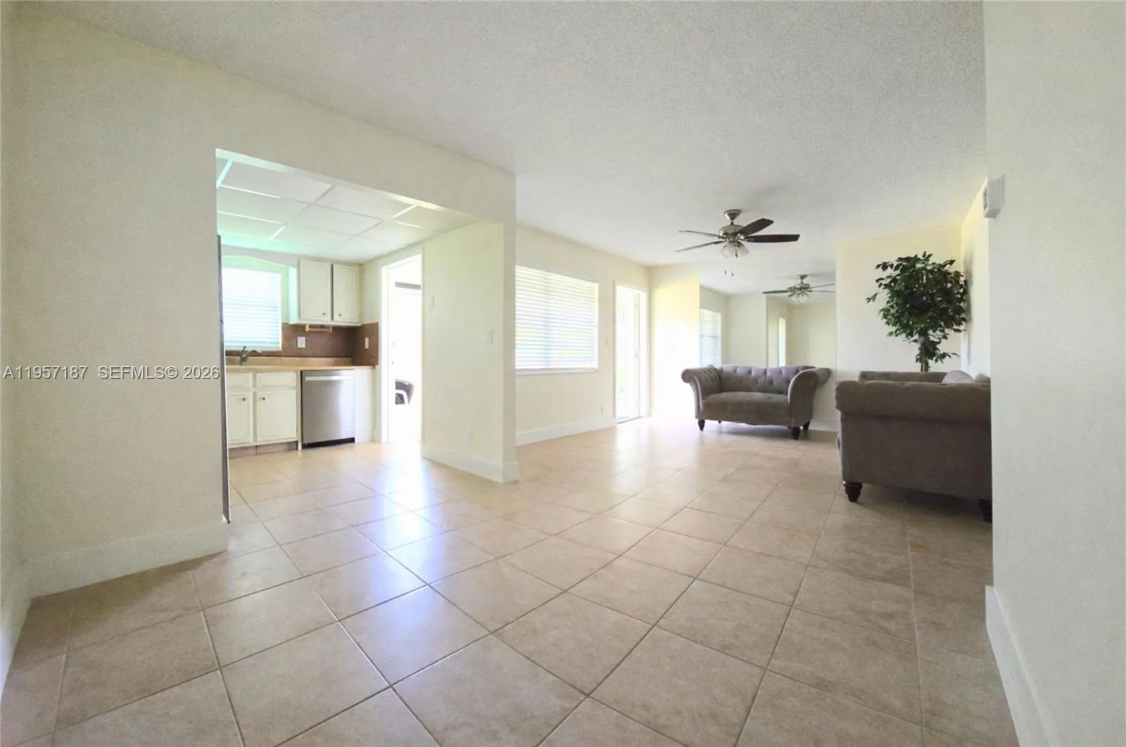 5300 Washington St # I205, Hollywood, FL 33021 photo 3