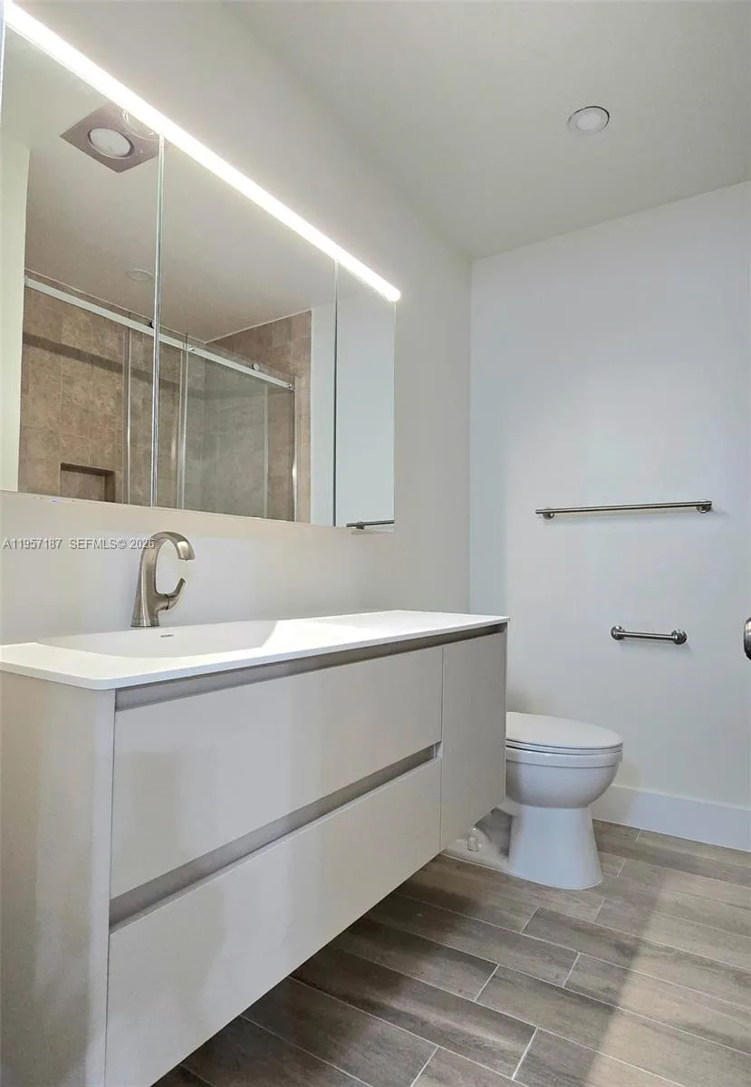 5300 Washington St # I205, Hollywood, FL 33021 photo 7