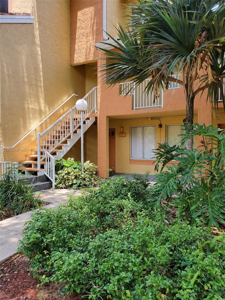 1154 Coral Club Dr # 1154, Coral Springs, FL 33071 photo 2