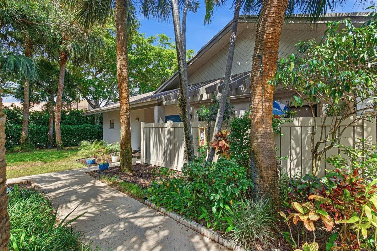 4846 NW 22ND Street # 4160, Coconut Creek, FL 33063 photo 2