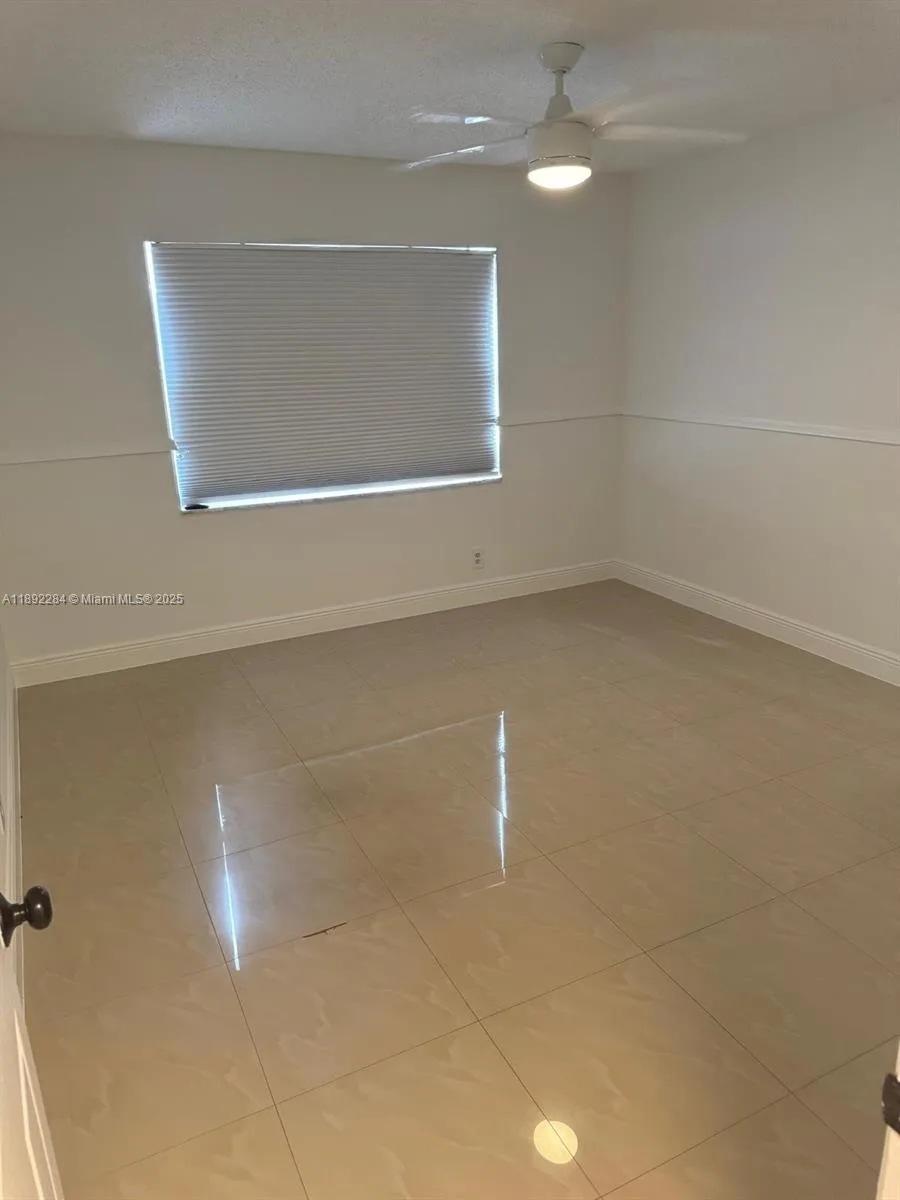 18101 NW 68th Ave # D207, Hialeah, FL 33015 photo 12