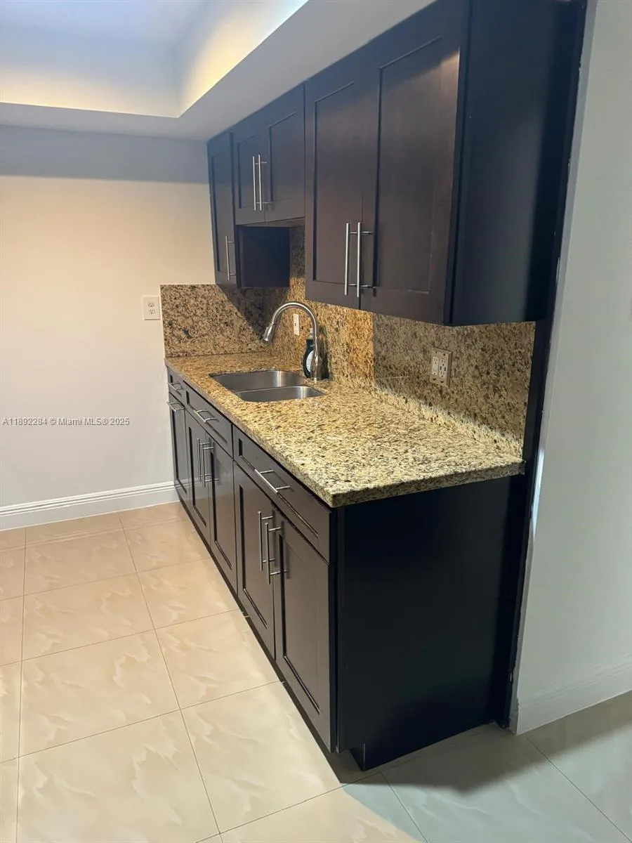 18101 NW 68th Ave # D207, Hialeah, FL 33015 photo 6