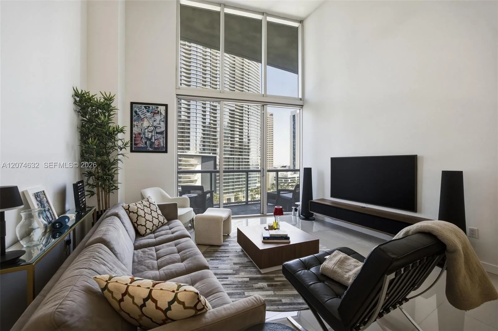 475 Brickell Ave # 1412, Miami, FL 33131 photo 3