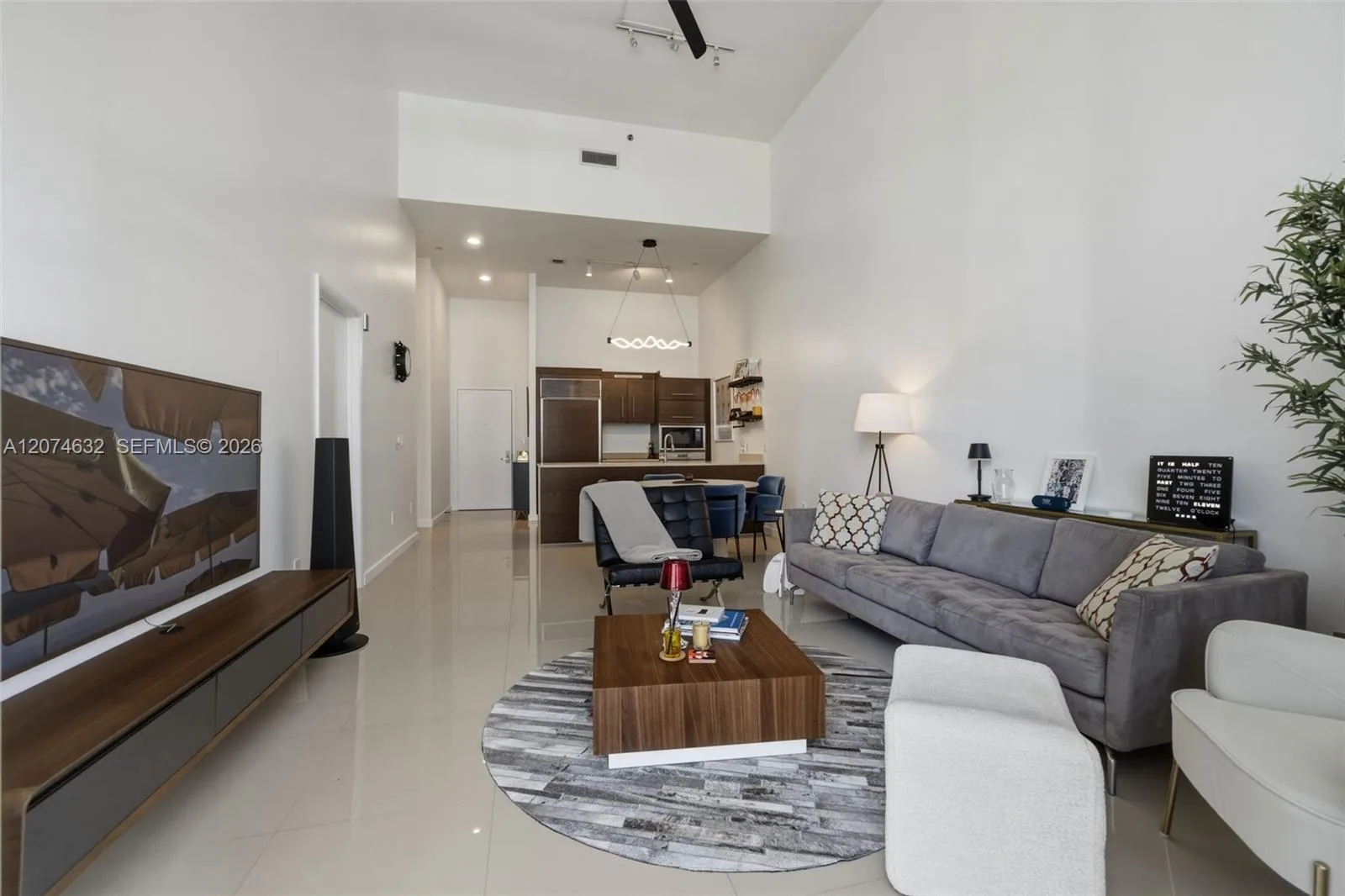 475 Brickell Ave # 1412, Miami, FL 33131 photo 6