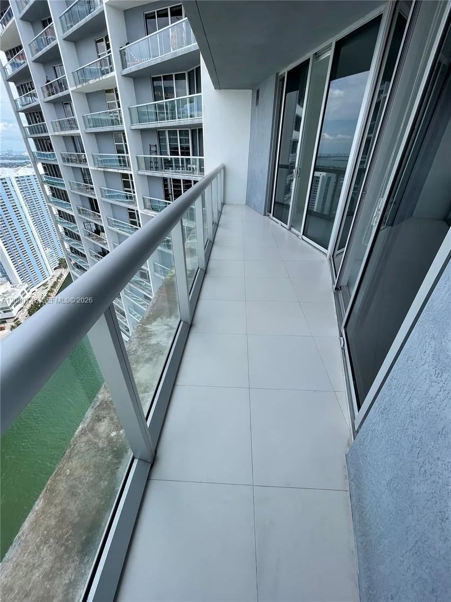 475 Brickell Ave # 5012, Miami, FL 33131 photo 12