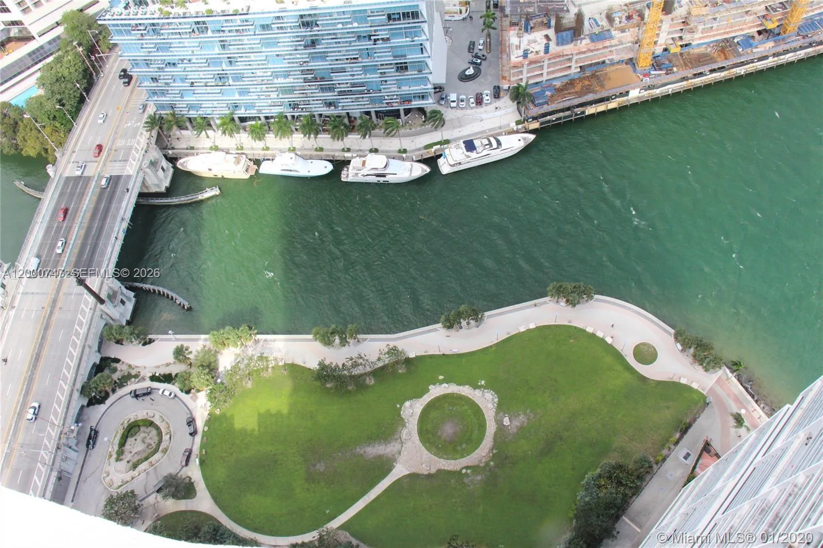 475 Brickell Ave # 5012, Miami, FL 33131 photo 3