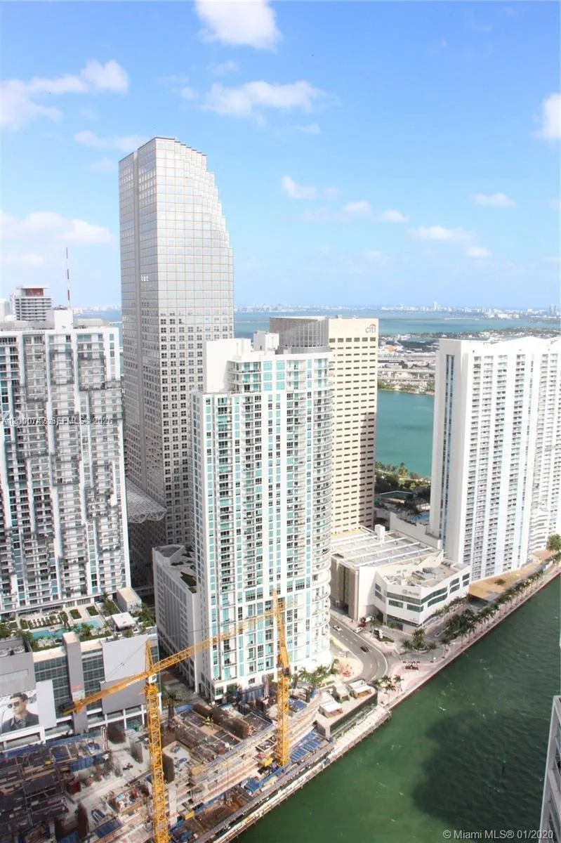 475 Brickell Ave # 5012, Miami, FL 33131 photo 4