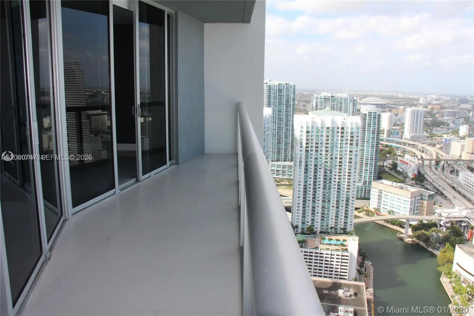 475 Brickell Ave # 5012, Miami, FL 33131 photo 5